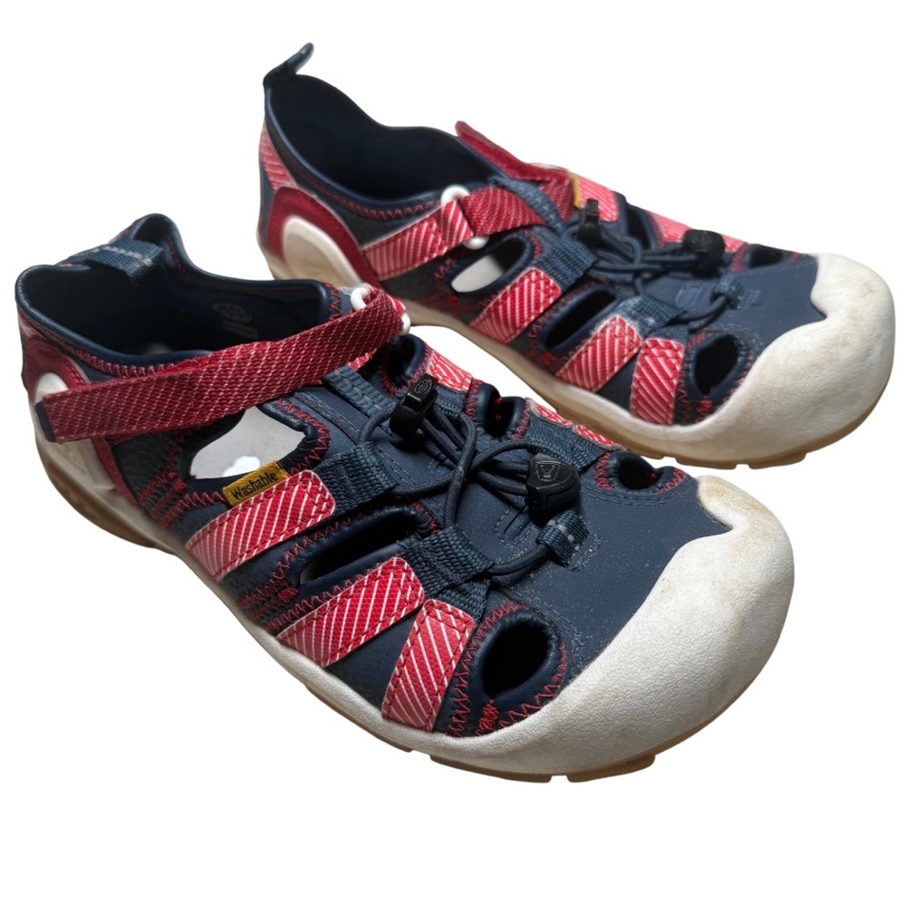 Keen Knotch Creek Kids Red and Navy Outdoor or Water Shoes